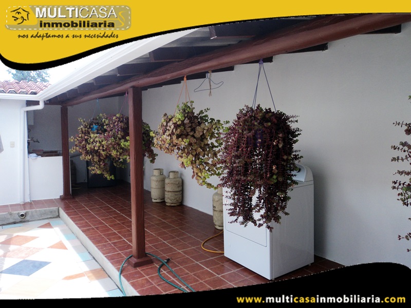 Finca de lujo en Venta a Crédito Sector Victoria del Portete- Cuenca-Ecuador