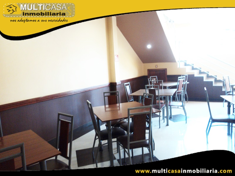 Casa Comercial en Venta Incluye Negocio a Crédito Sector Azogues-Ecuador