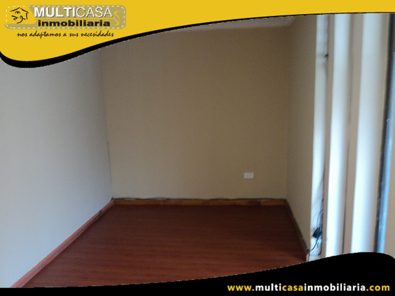 Casa Rentera en Venta a Crédito de Tres Departamentos Sector 10 de Agosto Cuenca-Ecuador