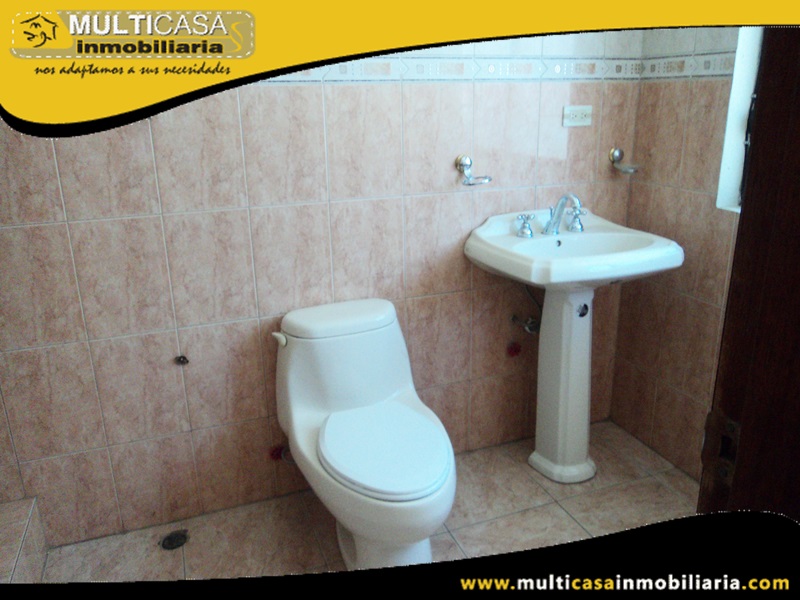Casa en Venta a Crédito Sector Cdla. Simón Bolívar Cuenca-Ecuador