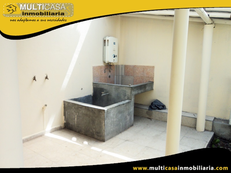 Casa en Venta a Crédito Sector Cdla. Simón Bolívar Cuenca-Ecuador