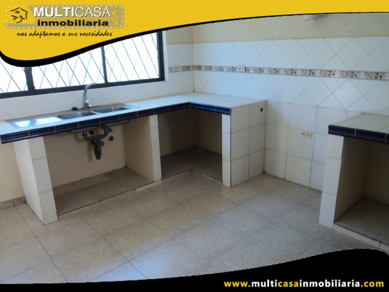 Casa en Venta a Crédito Sector Cdla. Simón Bolívar Cuenca-Ecuador