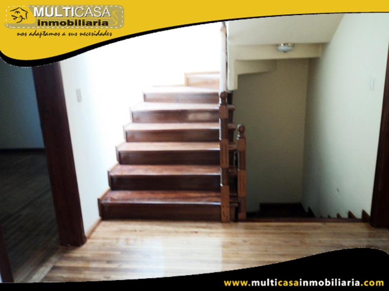 Casa en Venta a Crédito Sector Cdla. Simón Bolívar Cuenca-Ecuador