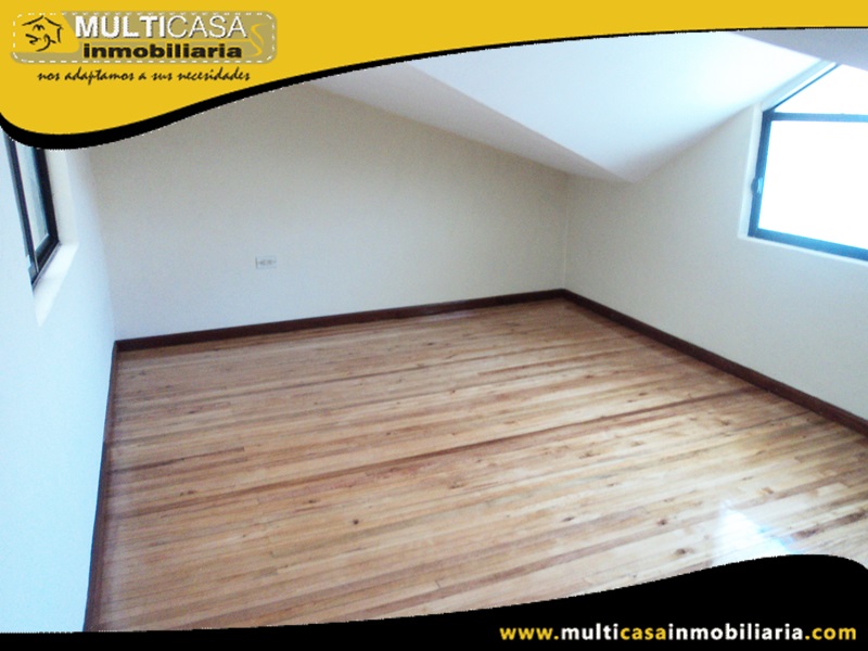 Casa en Venta a Crédito Sector Cdla. Simón Bolívar Cuenca-Ecuador