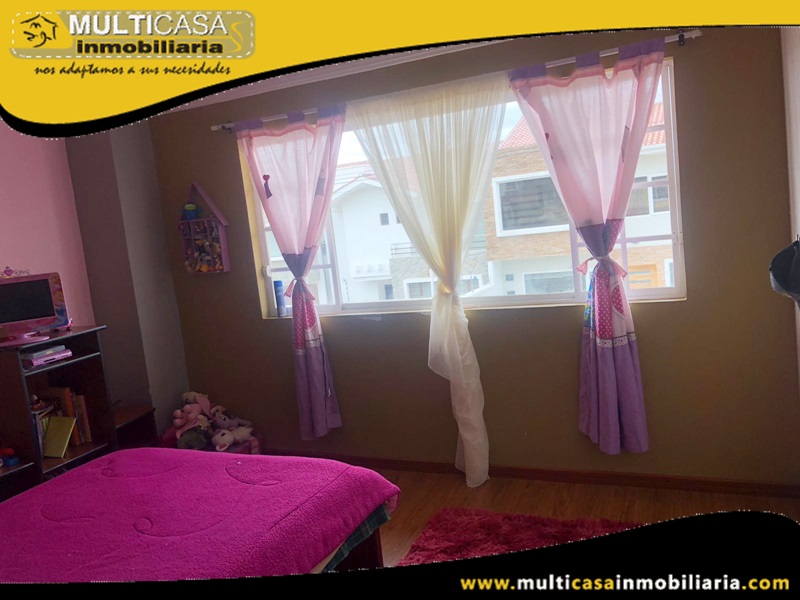 Casa en Venta a Crédito Sector Racar Cuenca-Ecuador