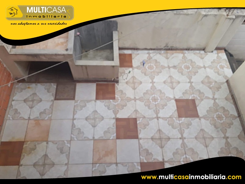 Casa en Venta a Credito en Urbanización los Nogales Sector Machangara Cuenca -Ecuador