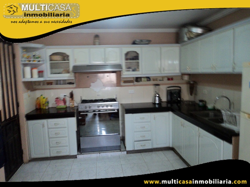 Casa en Venta en Crédito Sector Ricaurte Cuenca-Ecuador