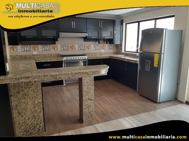Casa en Venta a Crédito Sector El Vergel Cuenca-Ecuador