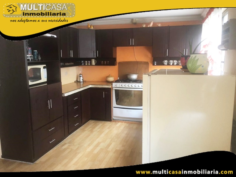 Casa por Terminar en Venta a Crédito Sector Miraflores Cuenca-Ecuador
