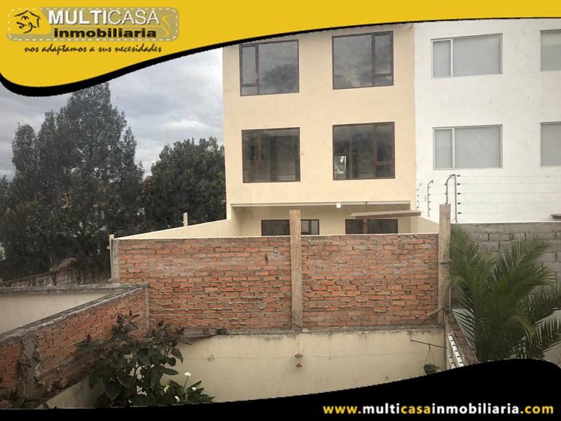 Casa en Venta a Credito Sector Yanuncay Cuenca-Ecuador