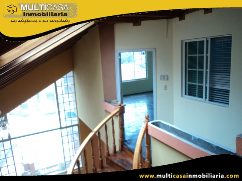 Arriendo Casa con Local Comercial Sector Misicata Cuenca-Ecuador