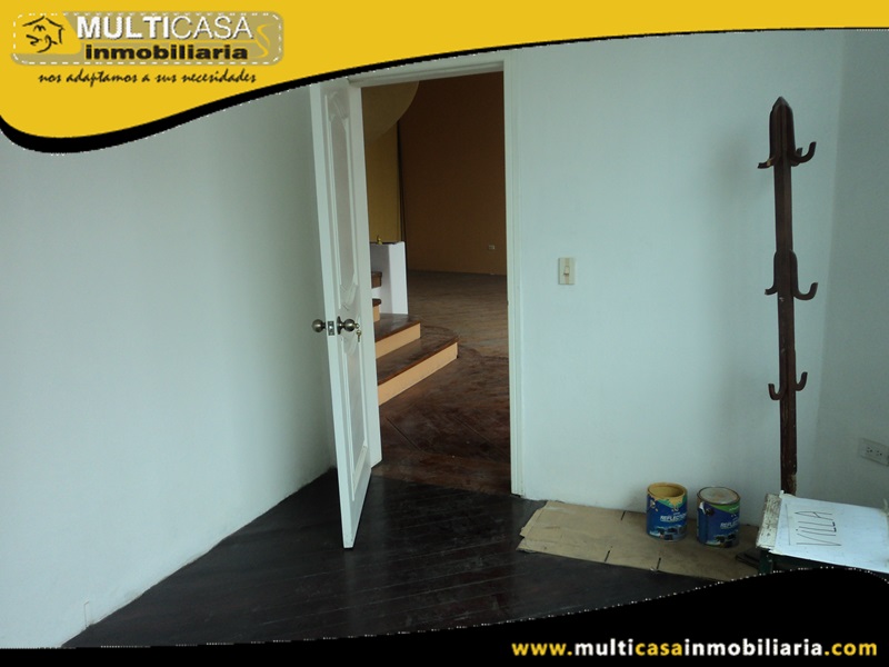 Arriendo Casa con Local Comercial Sector Misicata Cuenca-Ecuador