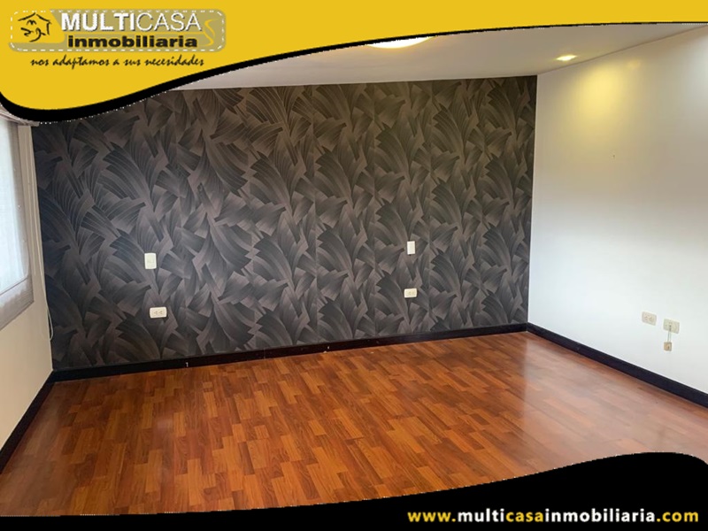 Departamento Duplex en Urbanización Privada en Venta a Crédito Sector Av. los Cerezos Cuenca-Ecuador