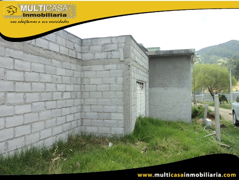 Terreno en Venta a Crédito Incluye Media Agua Sector Sayausí Cuenca-Ecuador