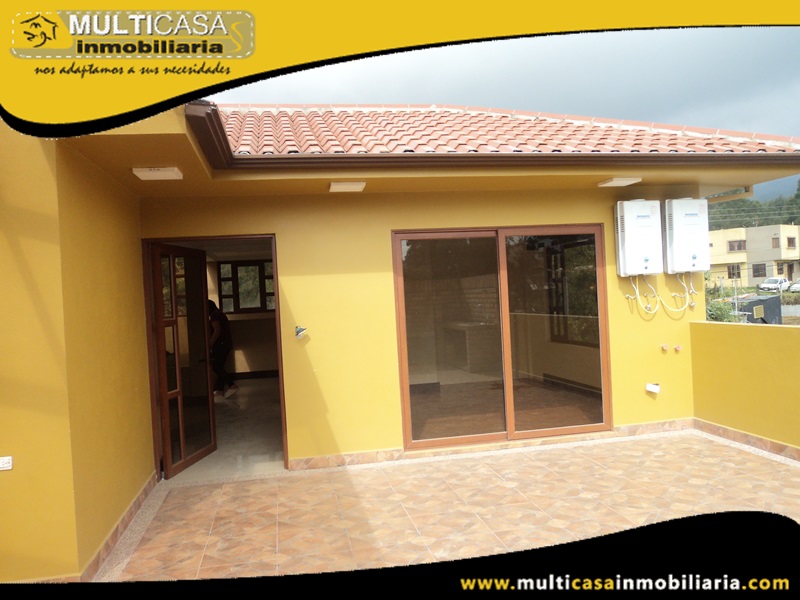 Casa Comercial en Venta a Crédito Sector La Dolorosa Cuenca-Ecuador