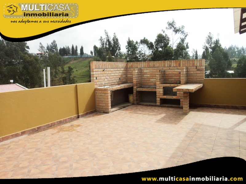 Casa Comercial en Venta a Crédito Sector La Dolorosa Cuenca-Ecuador