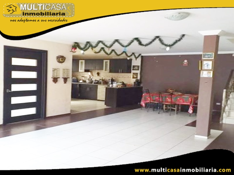 Casa en Venta a Crédito Sector Las Orquideas Cuenca-Ecuador