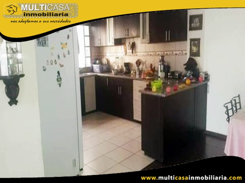 Casa en Venta a Crédito Sector Las Orquideas Cuenca-Ecuador