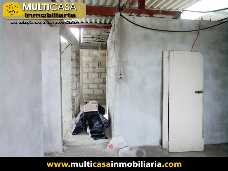 Casa por terminar en Venta a Crédito Sector Sinincay Cuenca-Ecuador