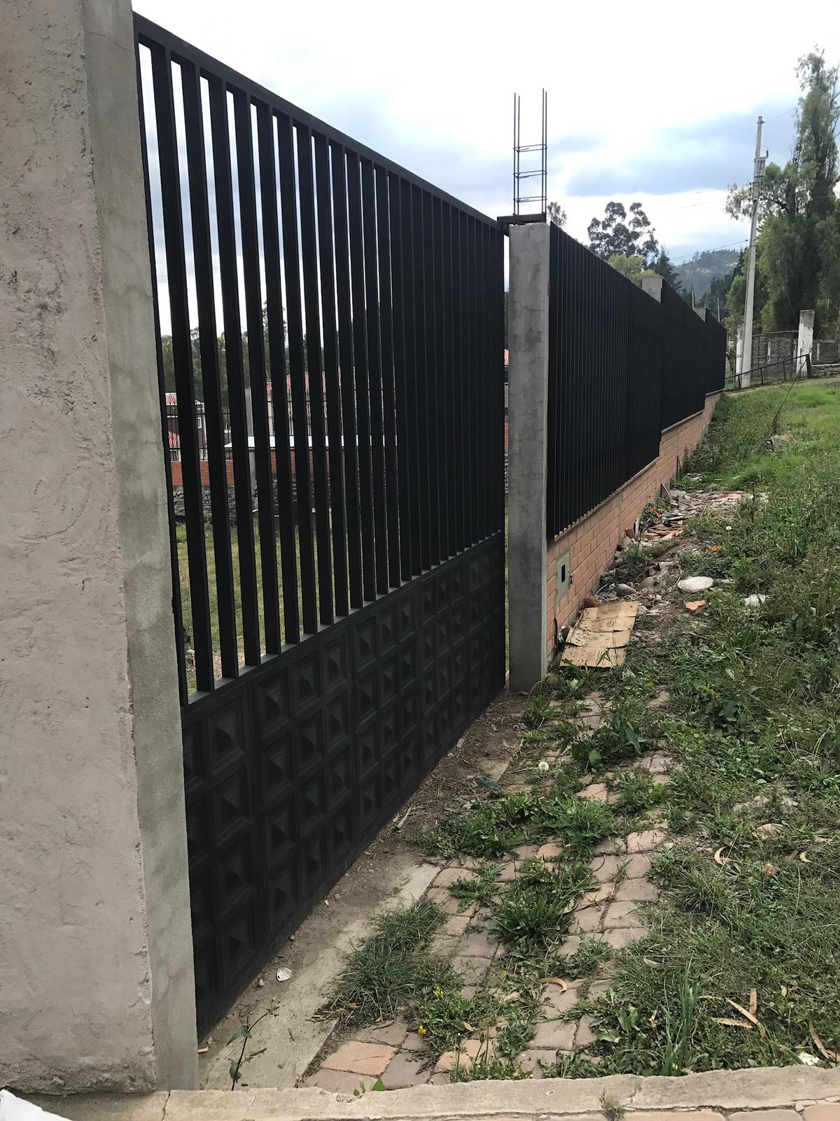 Vendo de oportunidad Terreno esquinero sector Chaollambamba