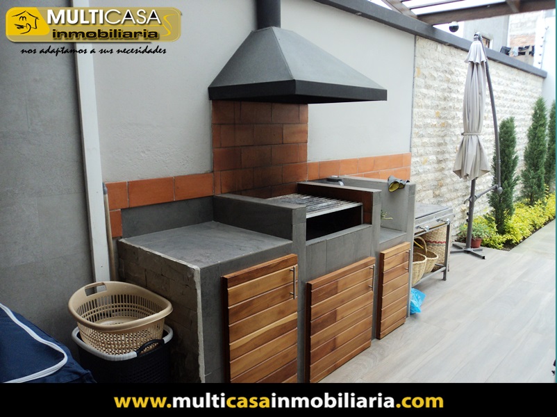 Casa  en Venta a Crédito Sector El Tejar Cuenca-Ecuador