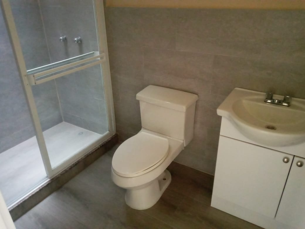 Vendo de Oportunidad Hermosa Casa en Ricaurte