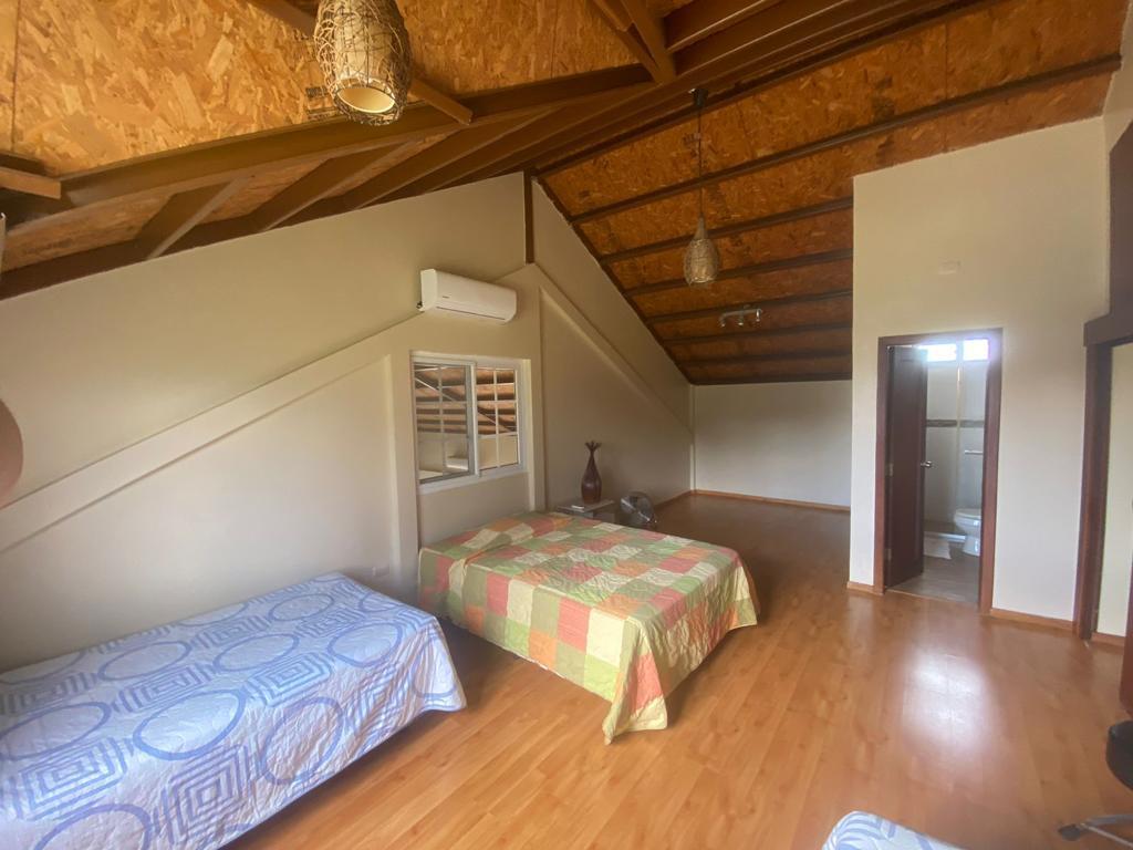 Vendo de Oportunidad Casa en Punta Blanca Santa Elenax