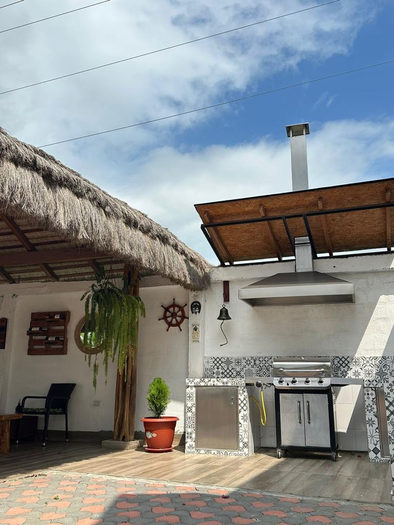 Vendo de Oportunidad Casa en Punta Blanca Santa Elenax