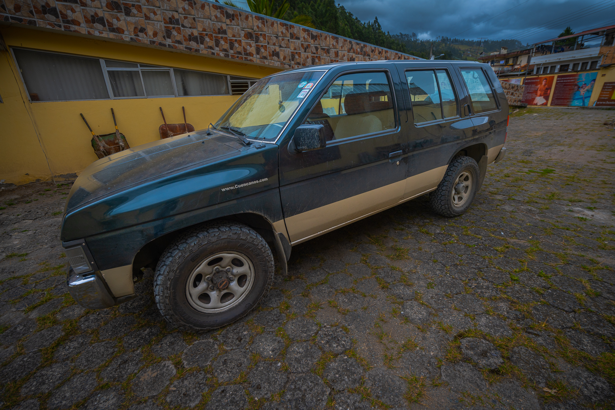Vendo Nissan Pathfinder 1996 en Cuenca