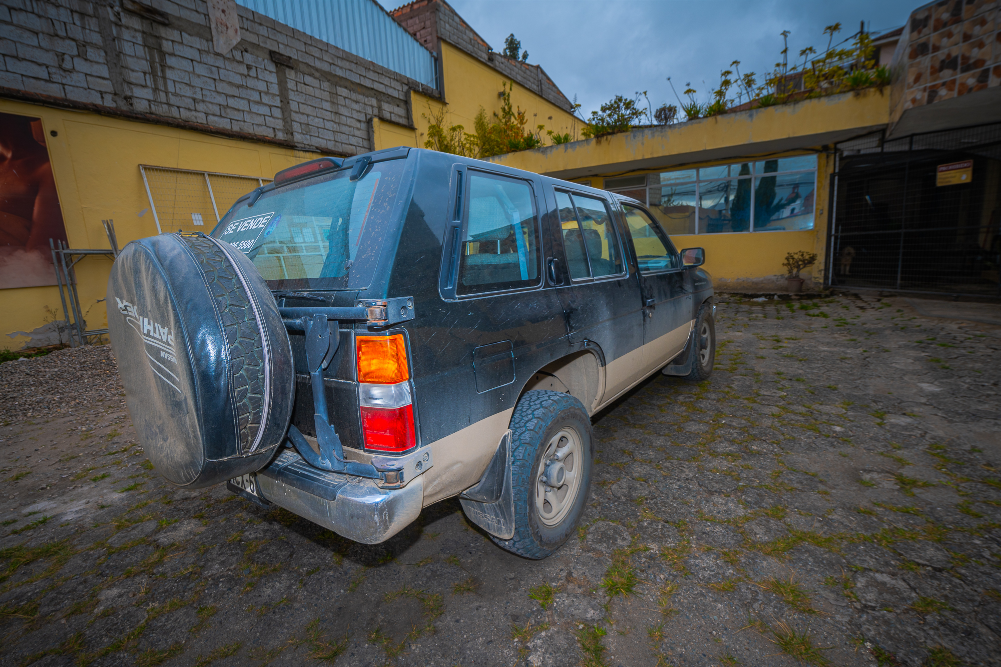 Vendo Nissan Pathfinder 1996 en Cuenca
