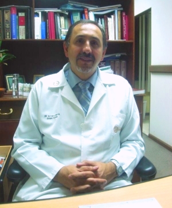 Victor Genaro León Cherres