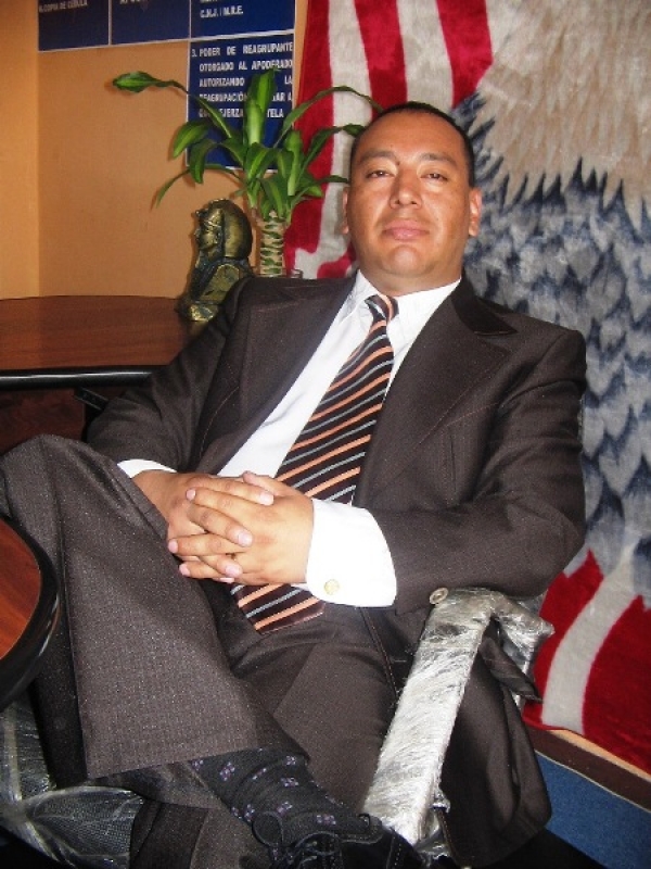Ab. Pablo Torres Valdez