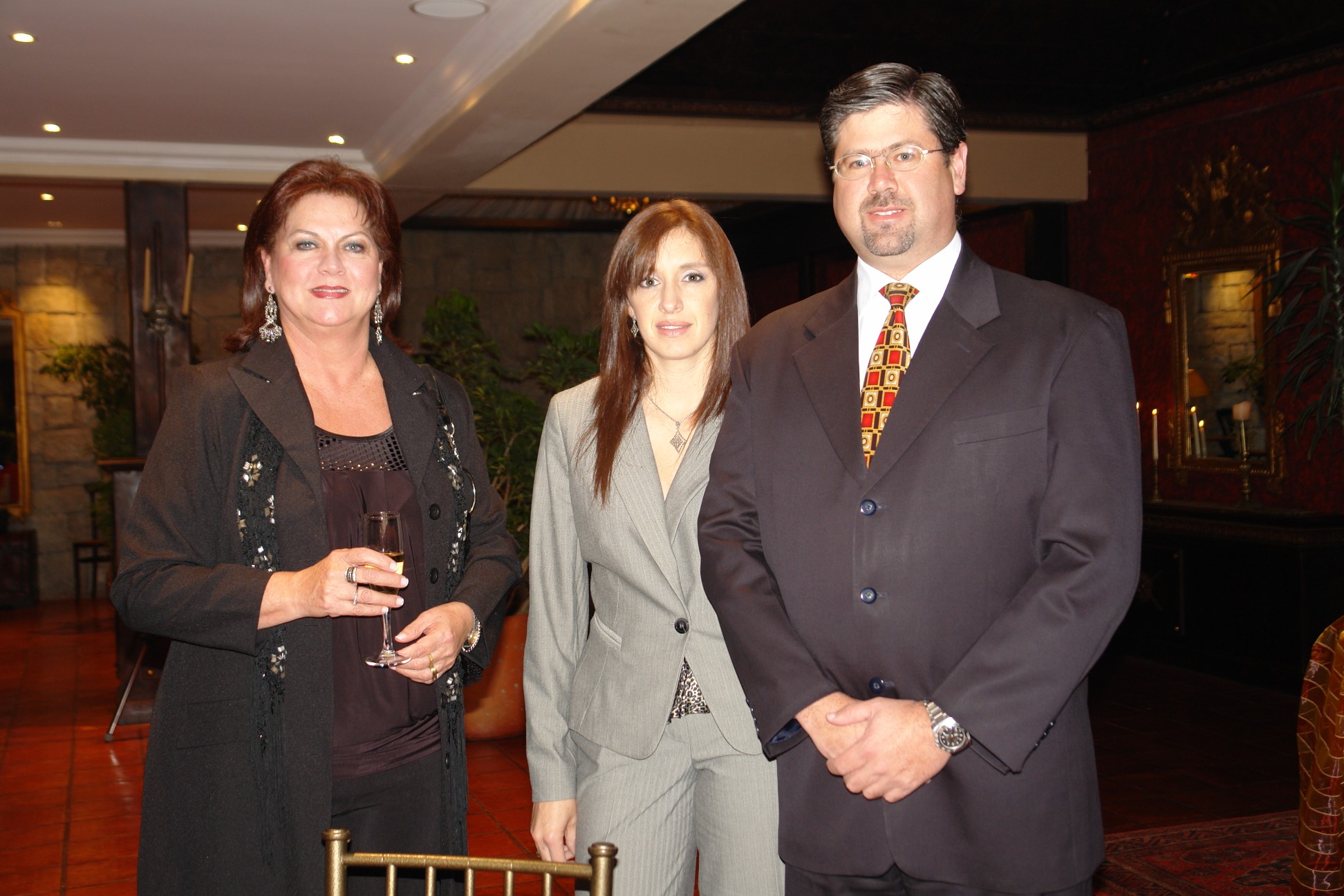 Alejandra Vallejo, Gabriela Vintimilla, Fernando Valdivieso