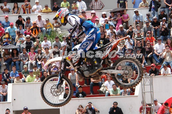 Freestyle Motocross 2008