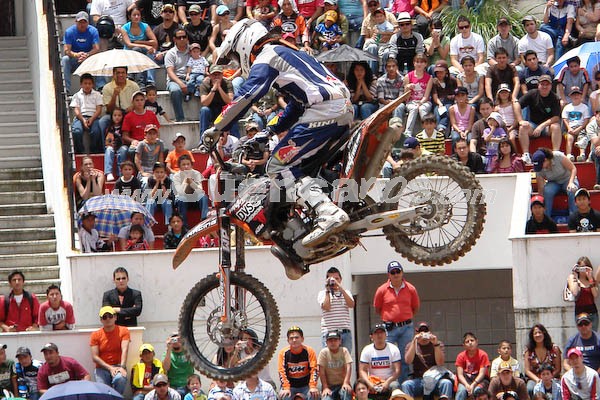 Freestyle Motocross 2008
