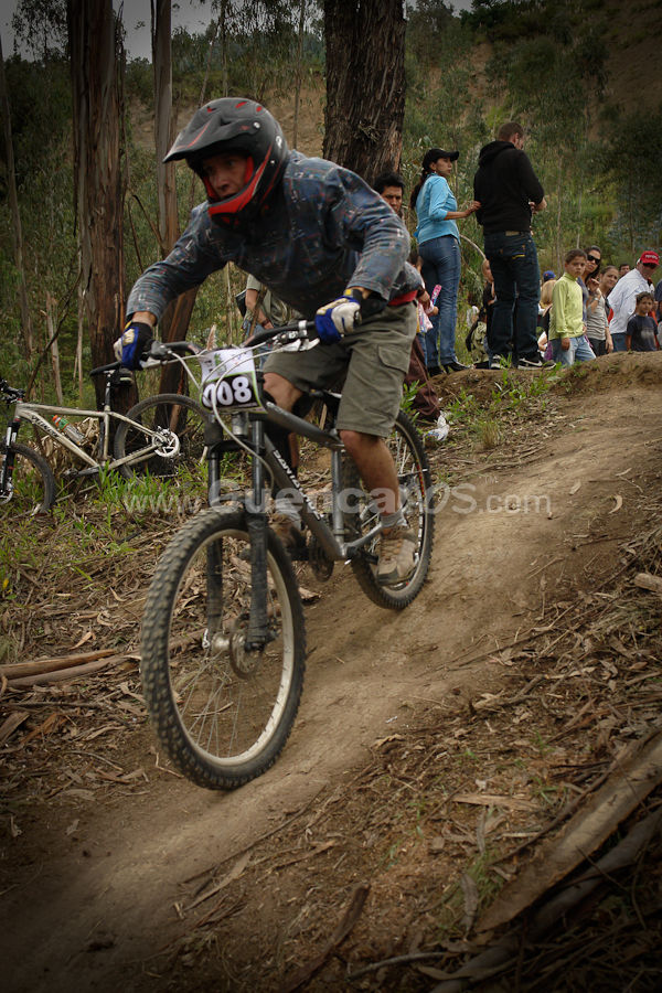 Downhill Mountain bike en Cuenca