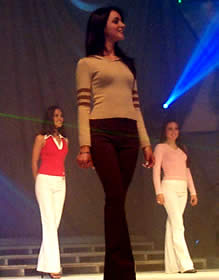 Elección Reina de Cuenca 2003