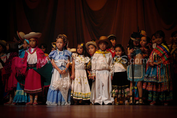 Elección Traje Típico con las Candidatas a Miss Ecuador 2009