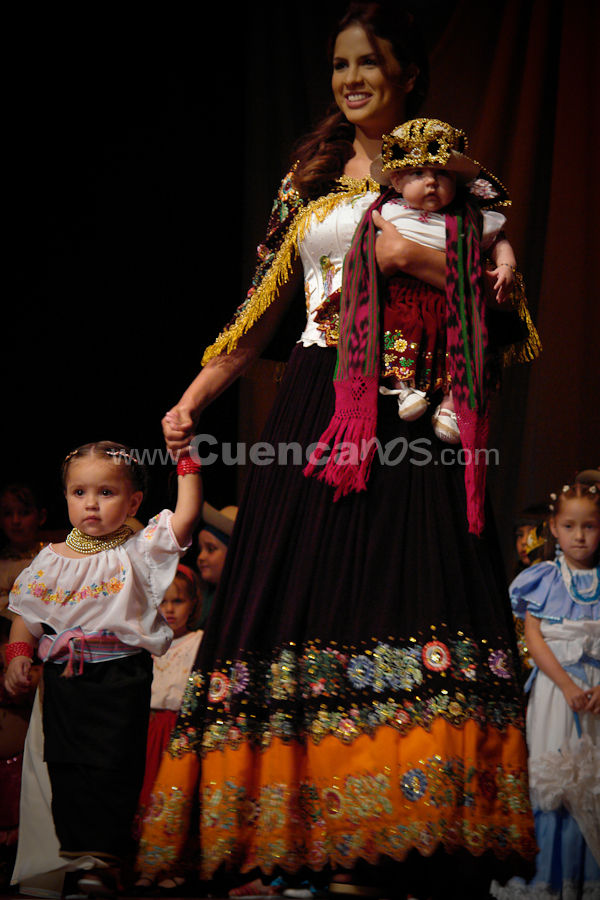 Elección Traje Típico con las Candidatas a Miss Ecuador 2009