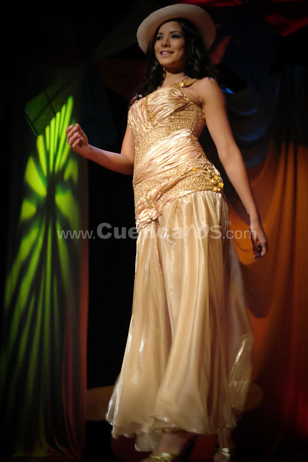 Elección Traje Típico con las Candidatas a Miss Ecuador 2009