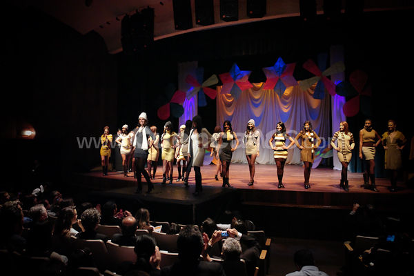 Elección Traje Típico con las Candidatas a Miss Ecuador 2009