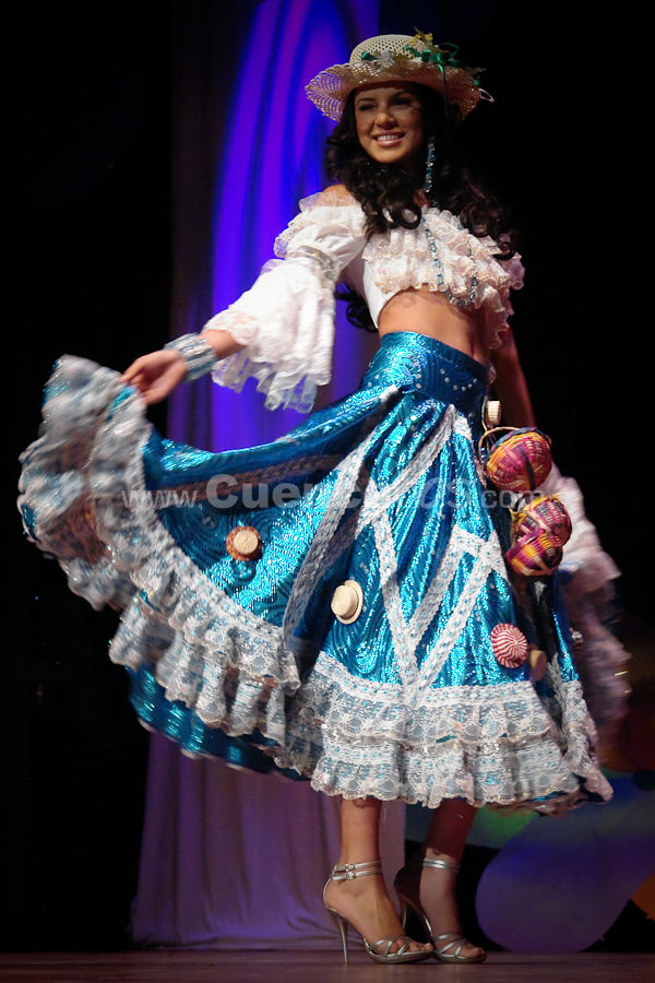 Elección Traje Típico con las Candidatas a Miss Ecuador 2009