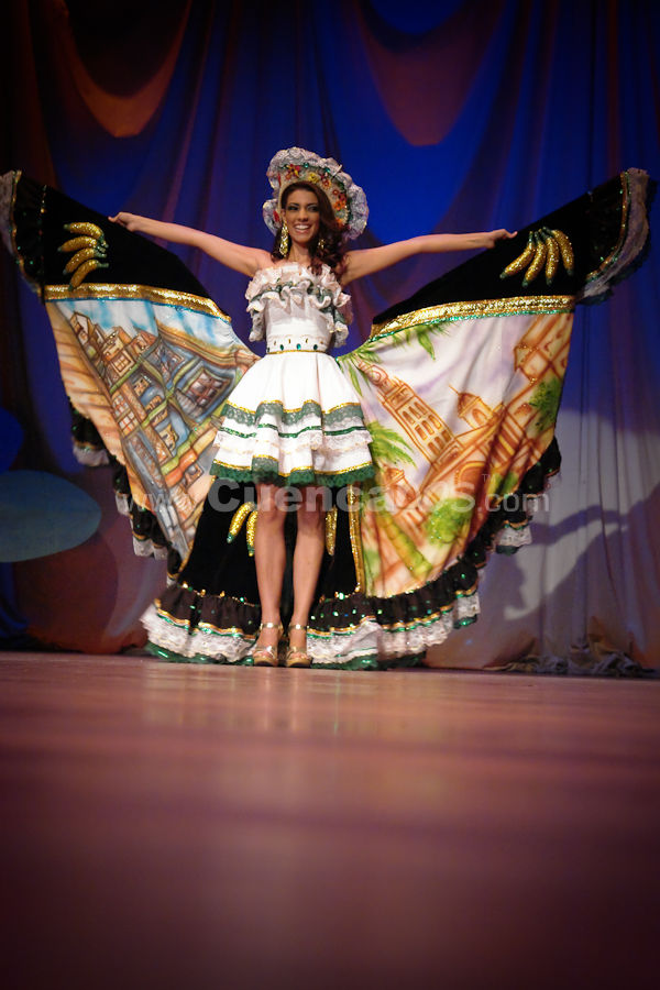 Elección Traje Típico con las Candidatas a Miss Ecuador 2009