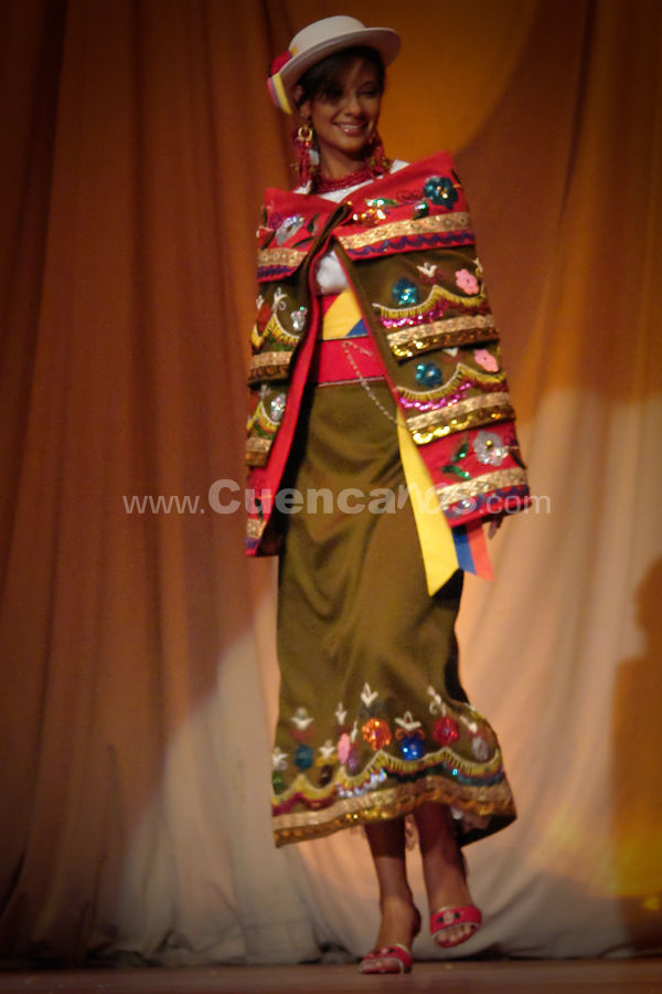 Elección Traje Típico con las Candidatas a Miss Ecuador 2009