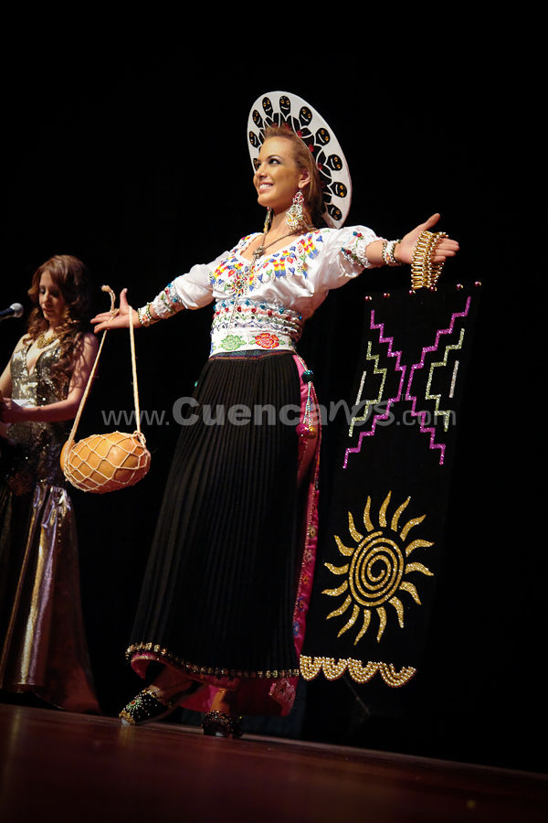 Elección Traje Típico con las Candidatas a Miss Ecuador 2009