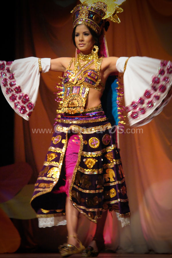 Elección Traje Típico con las Candidatas a Miss Ecuador 2009