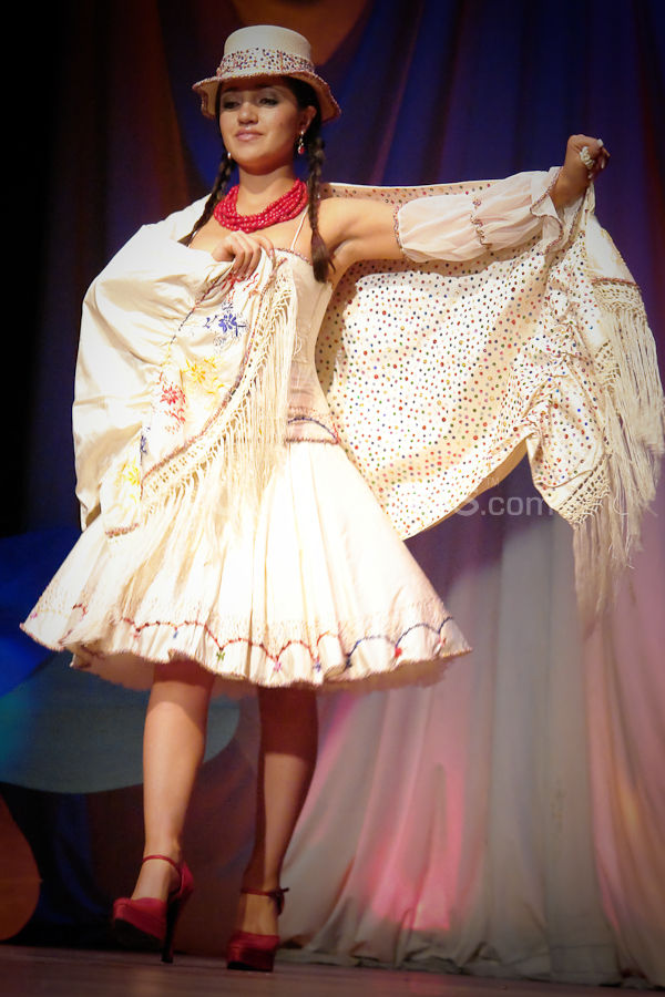Elección Traje Típico con las Candidatas a Miss Ecuador 2009