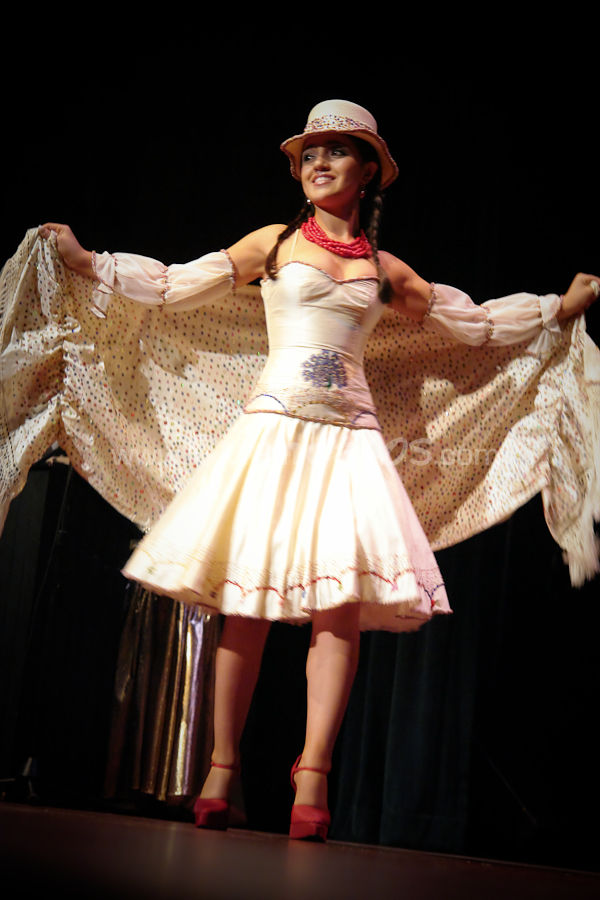 Elección Traje Típico con las Candidatas a Miss Ecuador 2009