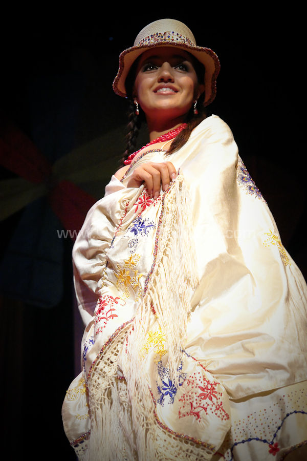 Elección Traje Típico con las Candidatas a Miss Ecuador 2009