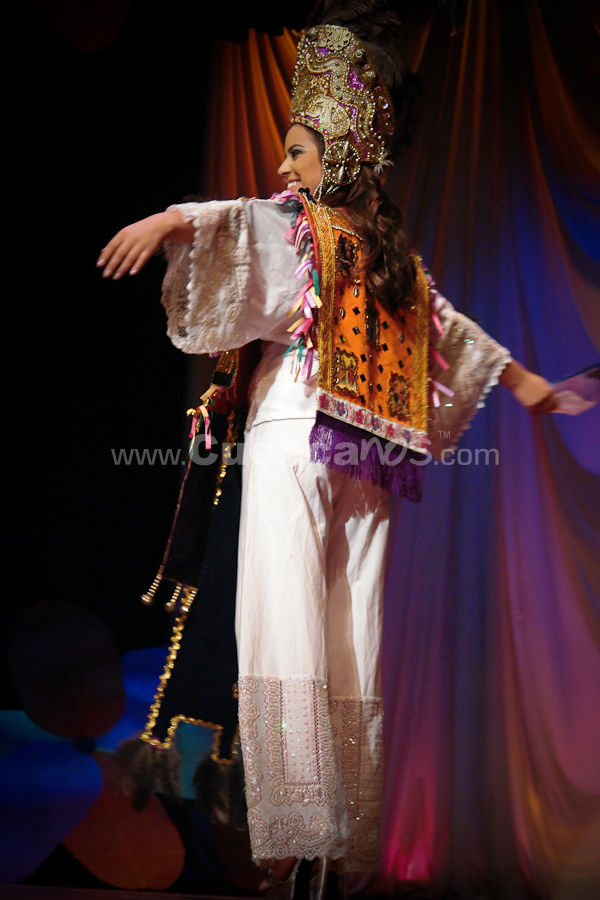 Elección Traje Típico con las Candidatas a Miss Ecuador 2009